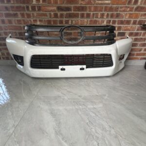 Toyota Hilux gd6 Grille