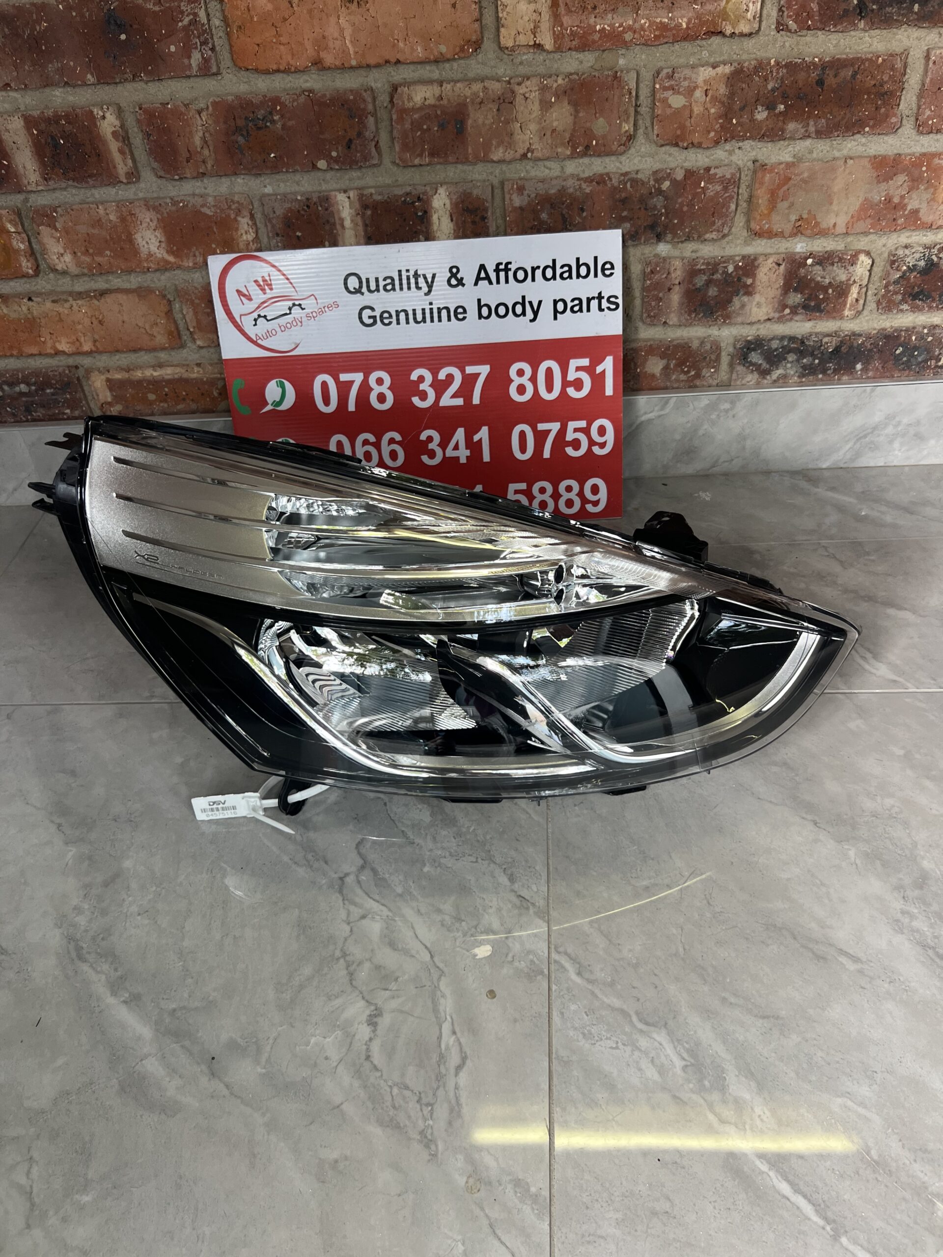Renault Clio IV Headlight 2013-2016