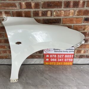 Suzuki Baleno Fender / Toyota Starlet